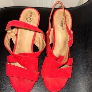Dexflex Comfort Women's Strappy Red Sandals